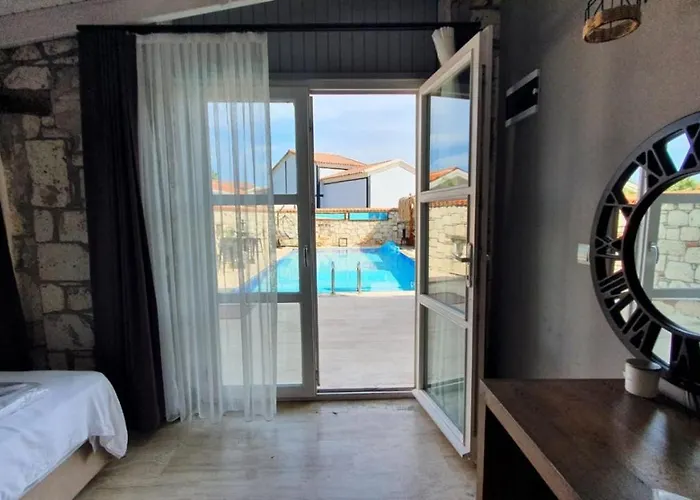 فندق Signature *